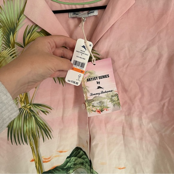 Tommy Bahama NWT 100% Silk Artist Series ‘23 Perfect Paradise Talulla Camp Shirt - Picture 7 of 9
